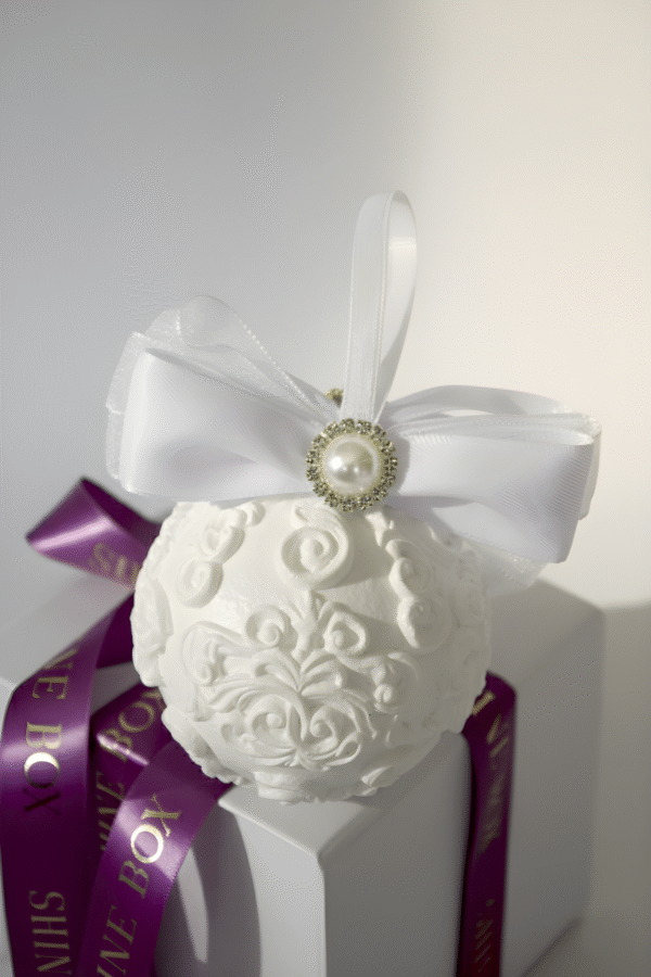 Eglutės žaisliukas dėžutėje