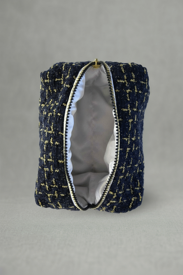 Dark blue kosmetinė