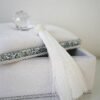 Elegantiška balta dėžute