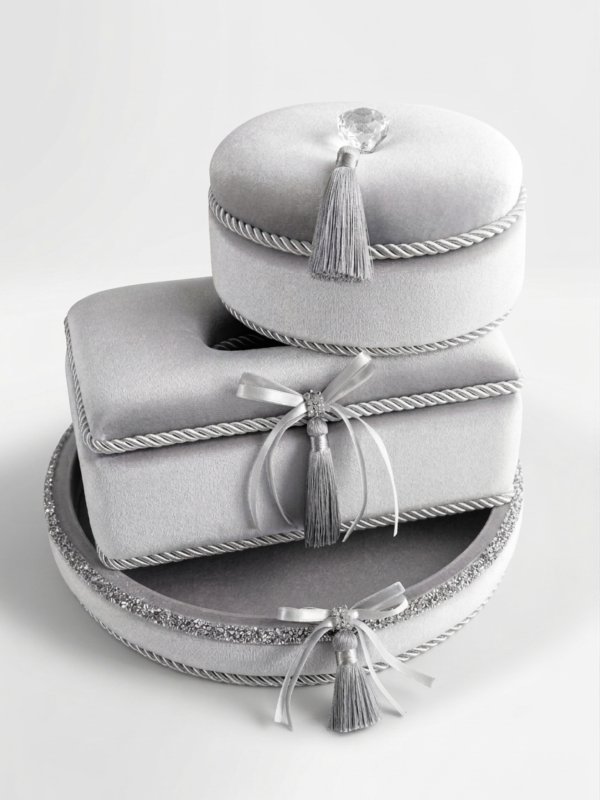 3 dalių pilkas rinkinys