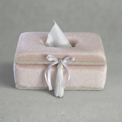 šviesi servetėlių dėžutė